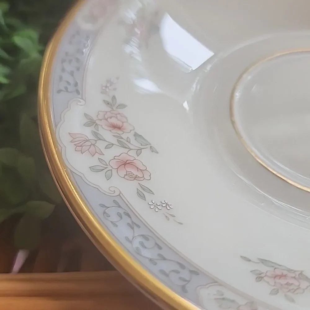 Romantic Feminine Lenox Somerset Teacup & Saucer